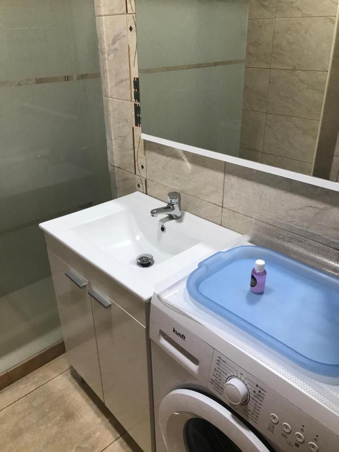 Yumbo Beach Apartment 2 With High Speed Free Internet San Bartolomé Exterior foto