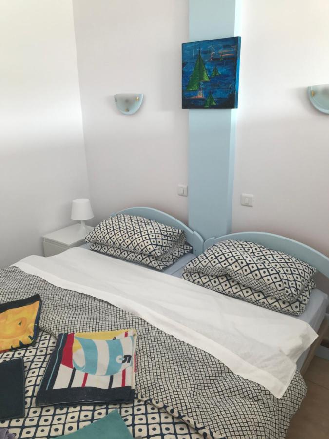 Yumbo Beach Apartment 2 With High Speed Free Internet San Bartolomé Exterior foto